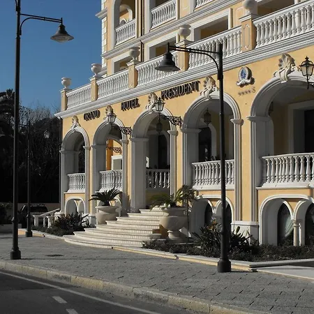 Otel Grand President 4*