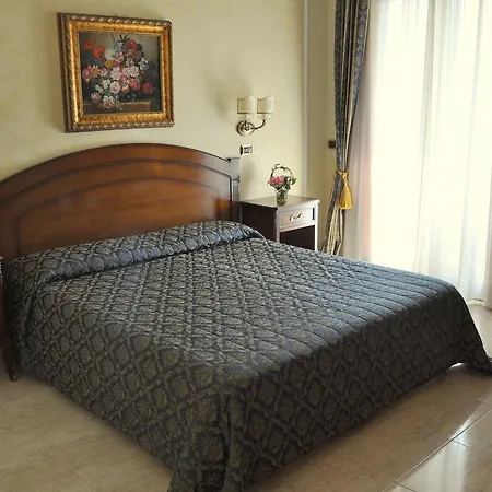 Hotel Grand President